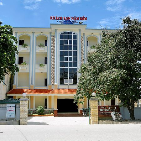 Nam Rom Hotel Diện Biên Phủ エクステリア 写真