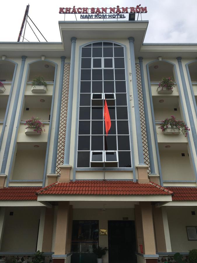 Nam Rom Hotel Diện Biên Phủ エクステリア 写真